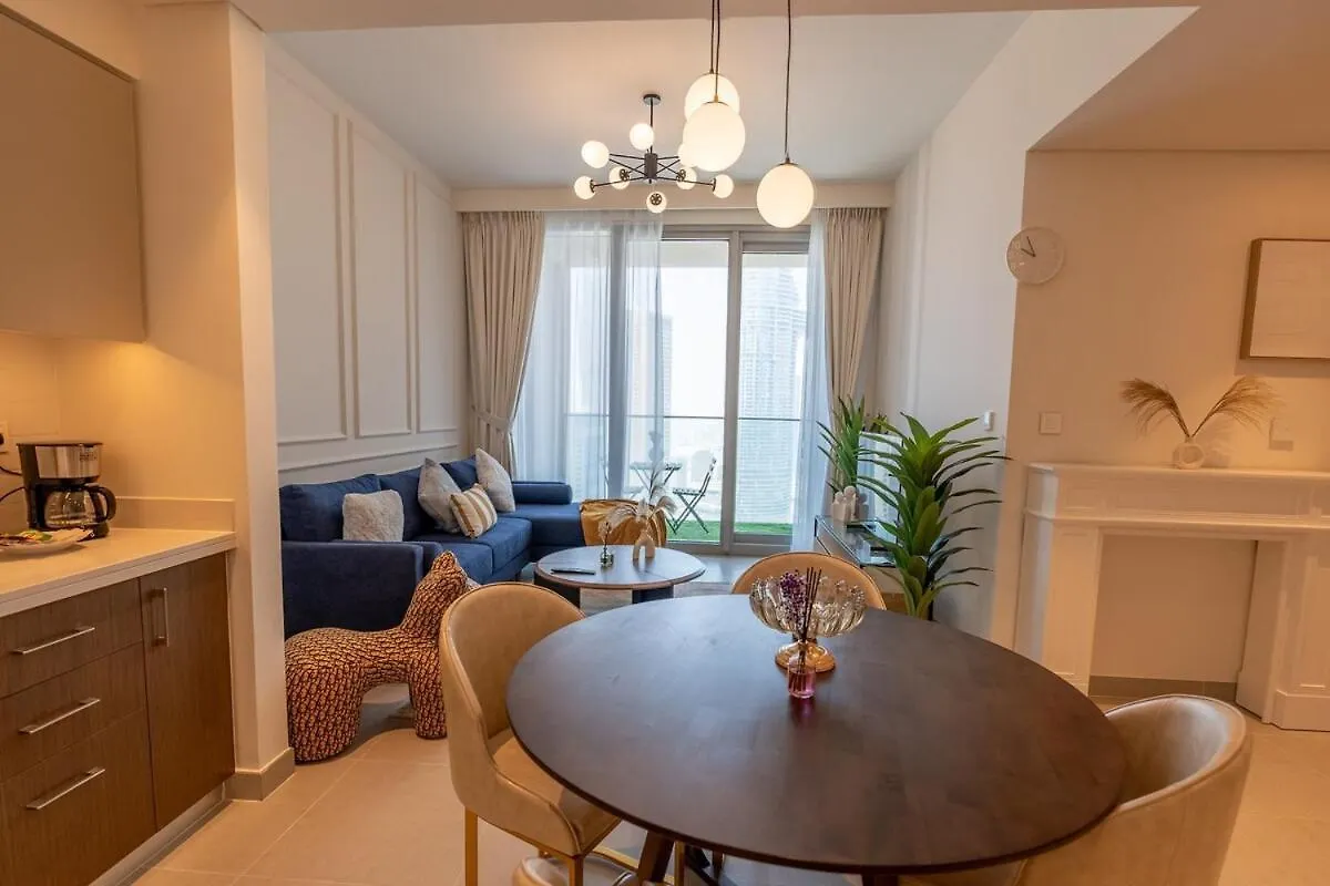 Forte Tower 1 - Luxury 2 Bedroom Ντουμπάι